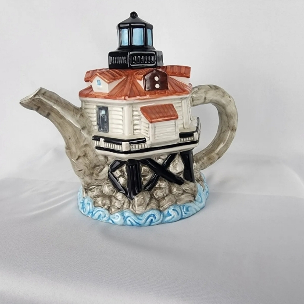 Lefton Thomas Point Shoal Lighthouse Teapot